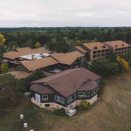 Elkhorn Resort, Spa, And Conference Centre Wasagaming Eksteriør bilde