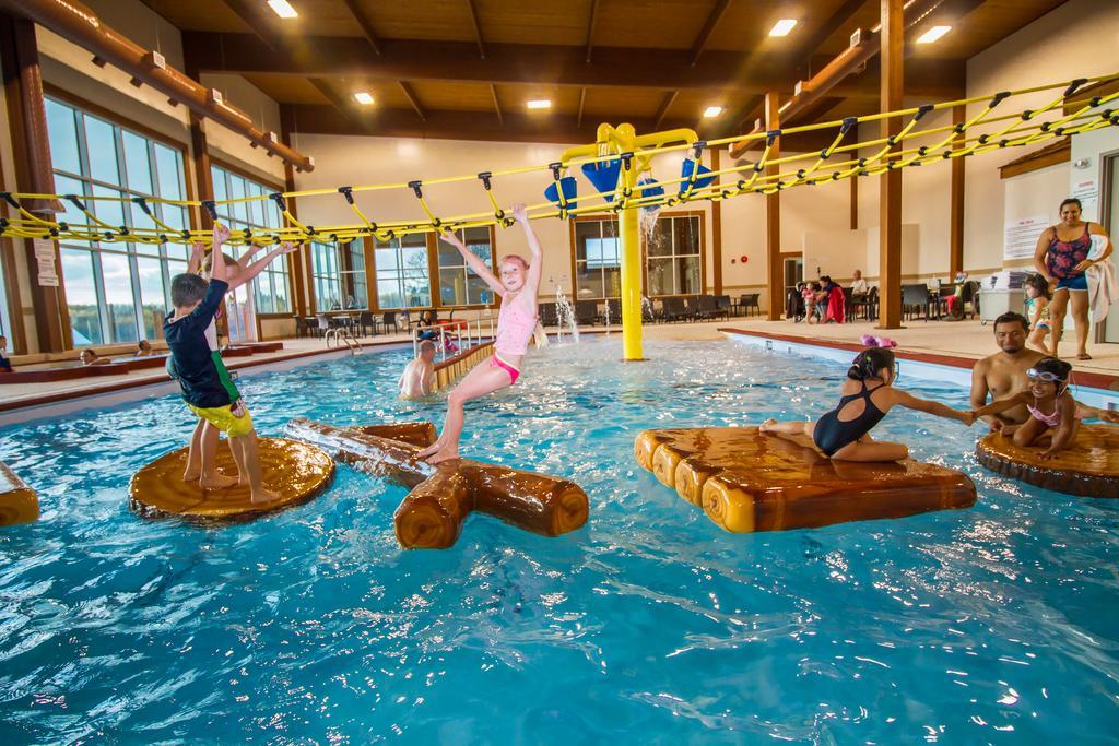 Elkhorn Resort, Spa, And Conference Centre Wasagaming Eksteriør bilde