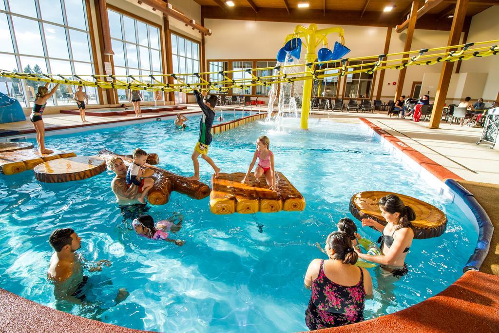 Elkhorn Resort, Spa, And Conference Centre Wasagaming Eksteriør bilde