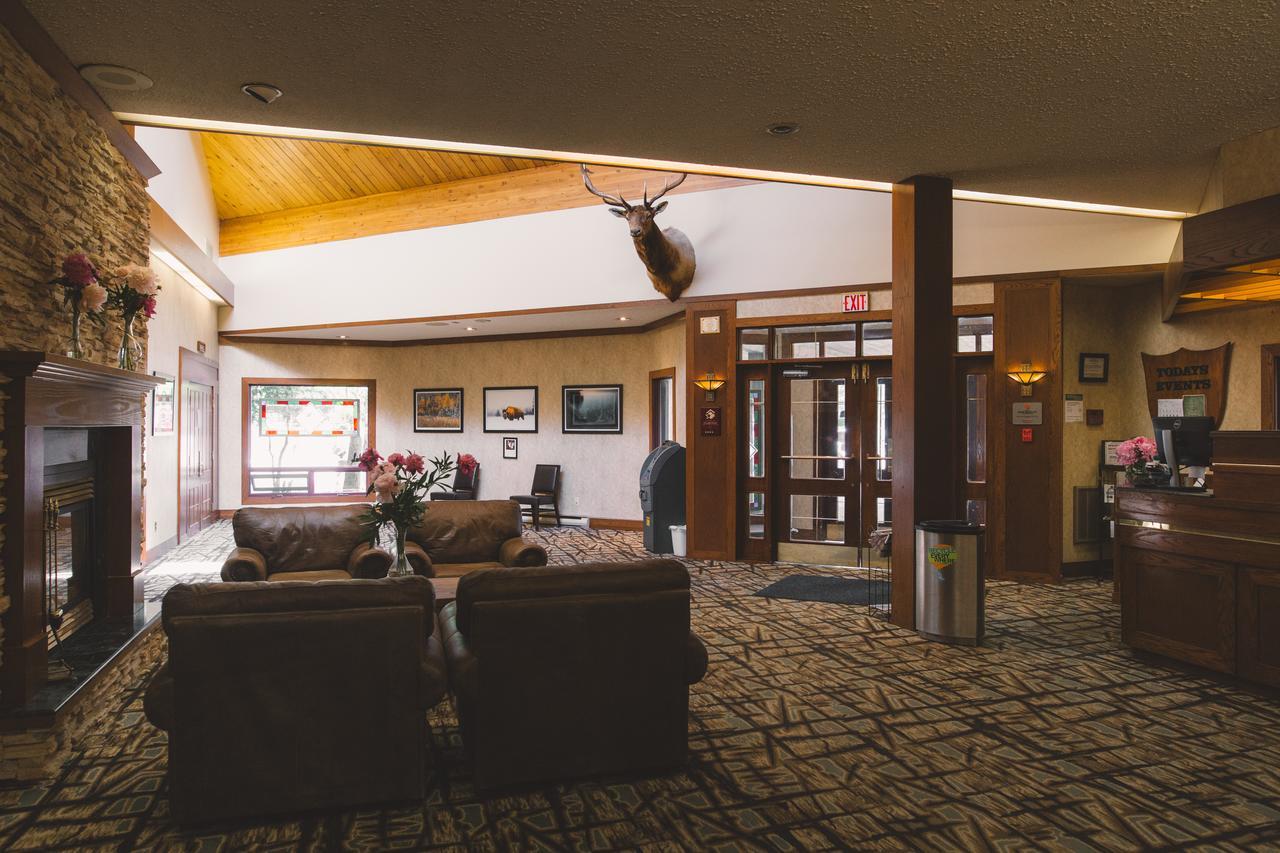 Elkhorn Resort, Spa, And Conference Centre Wasagaming Eksteriør bilde