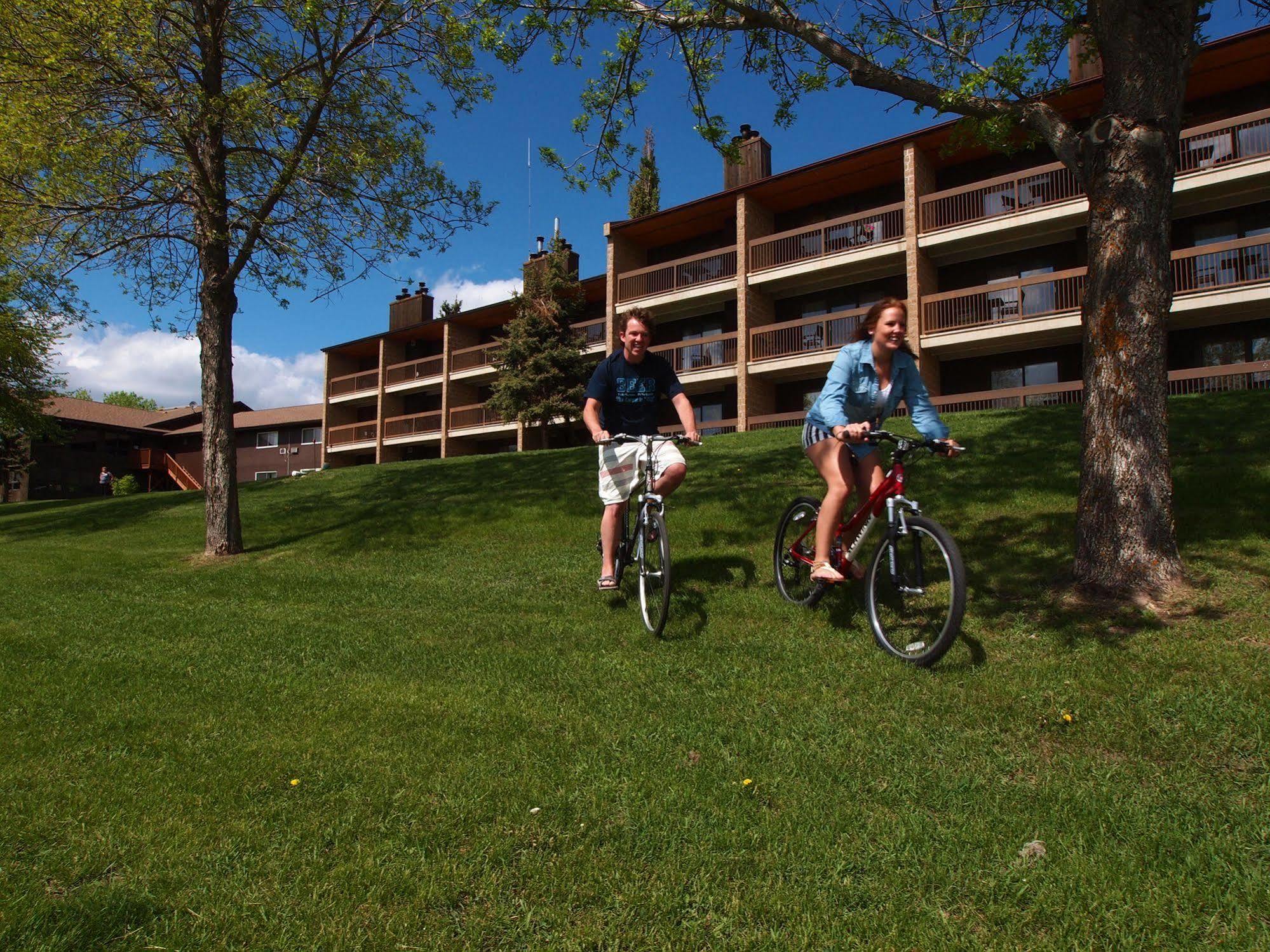 Elkhorn Resort, Spa, And Conference Centre Wasagaming Eksteriør bilde