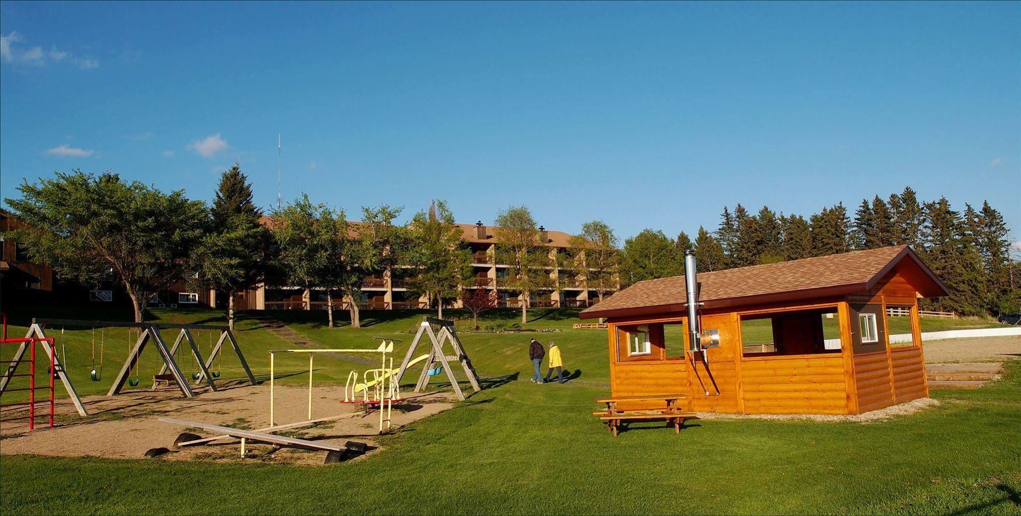 Elkhorn Resort, Spa, And Conference Centre Wasagaming Eksteriør bilde